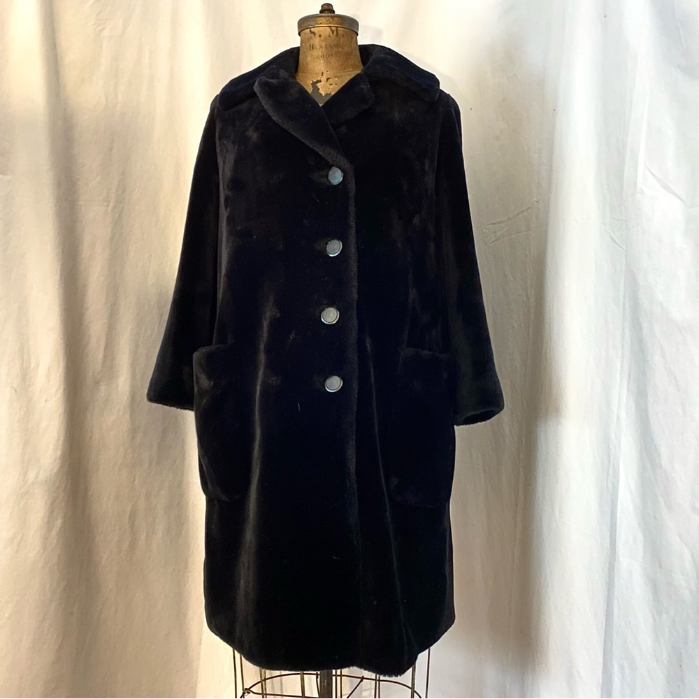 Vintage Borganzia | 70s Faux Fur Coat, m